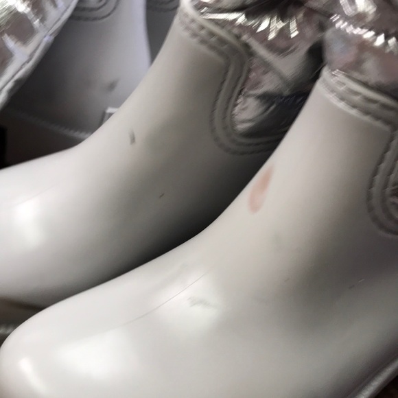 Sam Edelman Adda Waterproof Silver Puff Boots - Picture 7 of 8